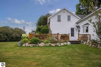 8491 Us Highway 31 N, Williamsburg, MI 49690