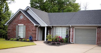 702 Don Jenkins Cove, West Memphis, AR 72301