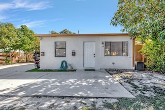 444 Malverne Rd, West Palm Beach, FL 33405