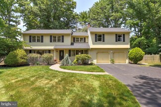 12 Yorktowne Ct, West Windsor Township, NJ 08550