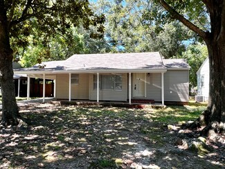 205 S 13th Ave, Hattiesburg, MS 39401