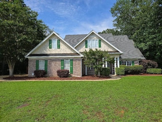 434 Crestview Cir, Columbus, MS 39702