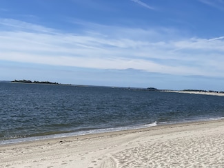 29 Soundview Dr, Westport, CT 06880