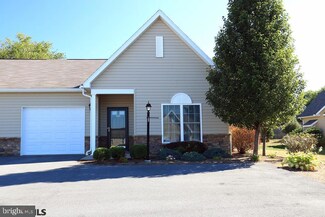 135 Gemstone Dr, Bellefonte, PA 16823