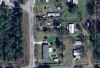 310 Florida Dr, Palatka, FL 32177