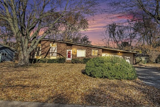 1215 Marlene St, Holland, MI 49423