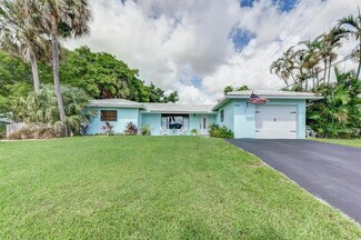 10017 Daphne Ave, Palm Beach Gardens, FL 33410