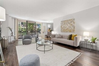 50 Longwood Ave Unit 317, Brookline, MA 02446