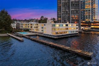 1600 43rd Ave E Unit 204, Seattle, WA 98112