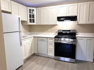 645 W Lowell Ave Unit 23, Haverhill, MA 01832