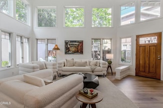 2759 Butter Creek Dr, Pasadena, CA 91107