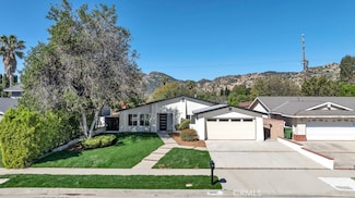 10567 Vassar Ave, Chatsworth, CA 91311