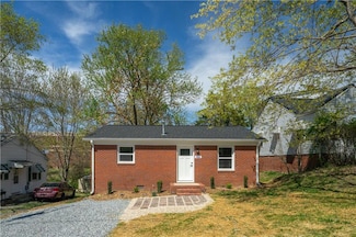 611 Martha Place, High Point, NC 27263
