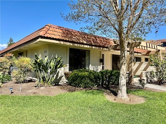 3018 Via Buena Vista Unit B, Laguna Woods, CA 92637