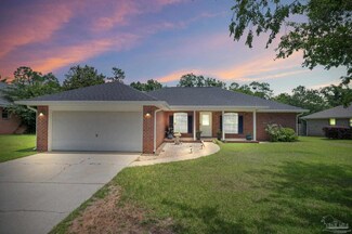 1260 Plata Canada Dr, Cantonment, FL 32533
