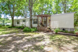 1199 Courville Rd, Breaux Bridge, LA 70517