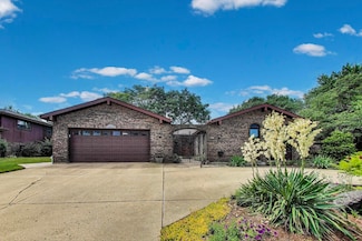 414 N Wolf Rd, Des Plaines, IL 60016