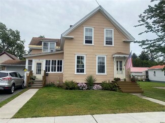 15 Edward St, Saint Albans, VT 05478