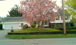 142 Russells Mills Rd, South Dartmouth, MA 02748