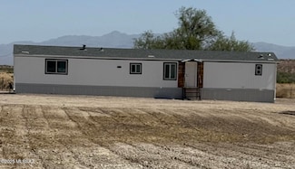 574 W Frying Pan Dr, Safford, AZ 85546