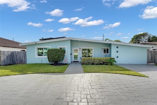 17 SE 9th Ave, Deerfield Beach, FL 33441