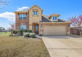 1305 Greenrock Ct, Midlothian, TX 76065