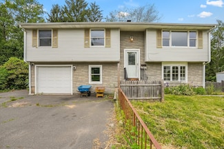 3 Small St, Terryville, CT 06786