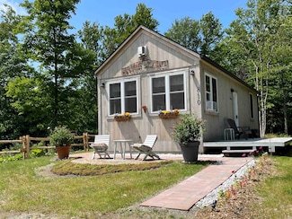 810 Hinton Hill Rd, Charleston, VT 05872