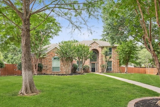 302 Chestnut Cove Cir, Southlake, TX 76092