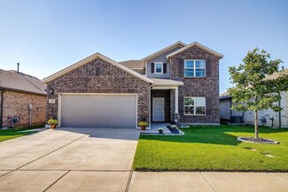 628 Bronze Forest Dr, Fort Worth, TX 76131