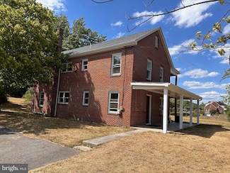 2320 Valley Rd Unit 2, Berkeley Springs, WV 25411