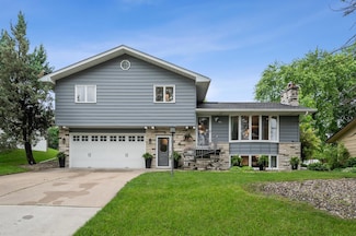 1439 7th St SW, New Brighton, MN 55112