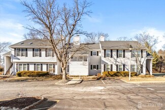 110 Huckleberry Ct Unit 110, Three Bridges, NJ 08887