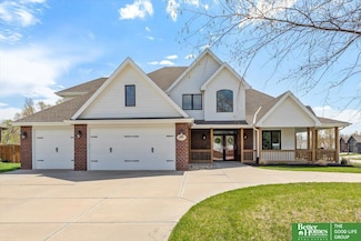 16831 Chandler St, Omaha, NE 68136