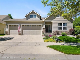 6159 N Roven St, Coeur D Alene, ID 83815