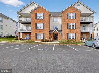 2013 Rudy Serra Dr Unit 2D, Sykesville, MD 21784