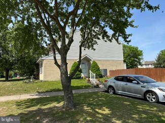 108 Laurel Ct, Quakertown, PA 18951