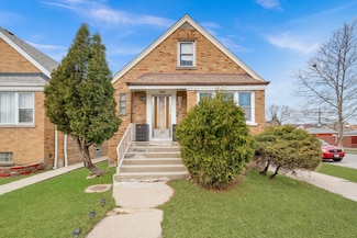 5600 S Karlov Ave, Chicago, IL 60629