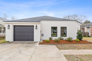 211 Langley Dr, Lafayette, LA 70508