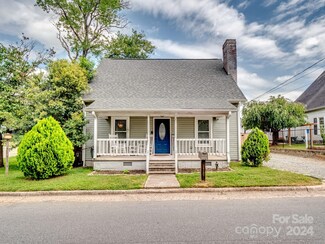 530 Bruton Dr NW, Concord, NC 28027