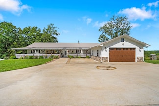 4117 S 77th Rd, Bolivar, MO 65613