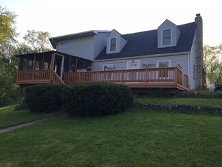 7418 Macarthur Ave, Wonder Lake, IL 60097
