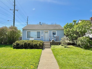 470 Wordsworth St, Ferndale, MI 48220