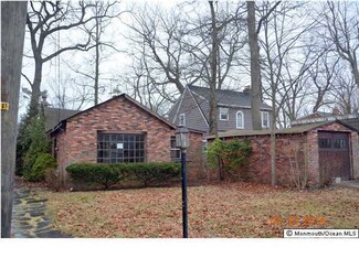 46 Ballard Dr, Ocean, NJ 07712
