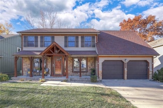 14640 S Summertree Ln, Olathe, KS 66062