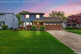 12727 Beresford Dr, Sterling Heights, MI 48313