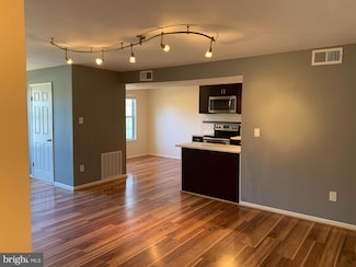 2 Normandy Square Ct Unit D, Silver Spring, MD 20906