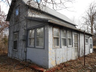 620 W Saginaw St, Lansing, MI 48933