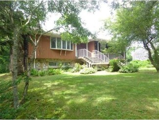 720 Smith Neck Rd, South Dartmouth, MA 02748