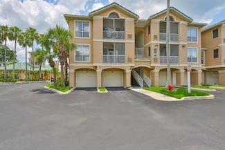 2201 Bay Club Cir, Tampa, FL 33607